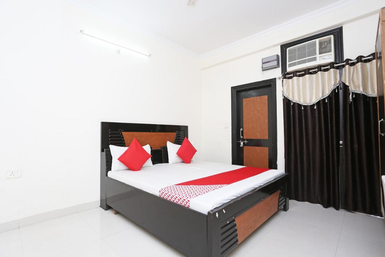 Oyo 40446 Yas Residency Ξενοδοχείο Alīgarh Εξωτερικό φωτογραφία